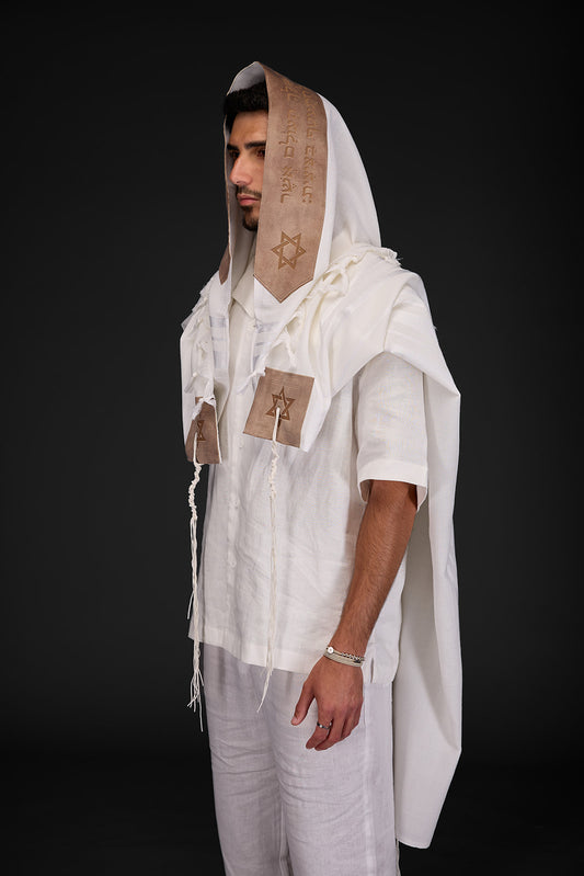 טלית צמר דגם להתעטף בציצית חום בהיר